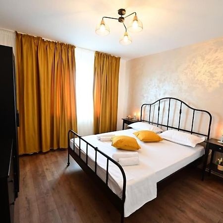 Flh - Apartament Damar Sibiu Exterior foto