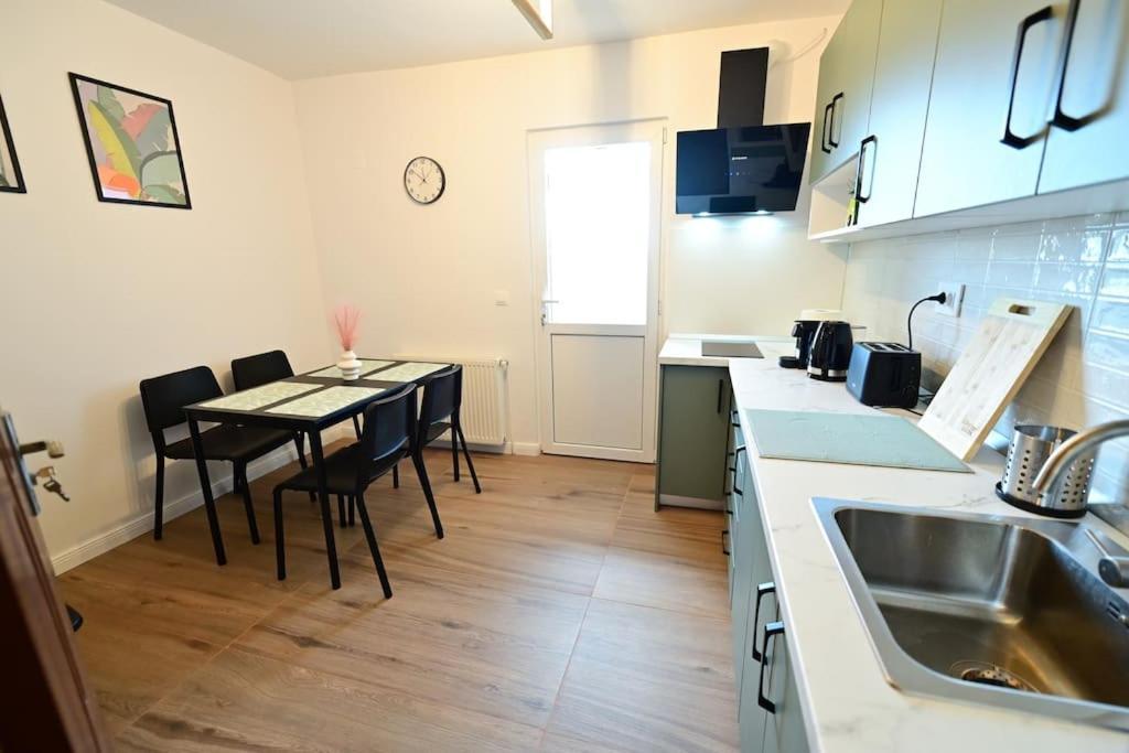 Flh - Apartament Damar Sibiu Exterior foto